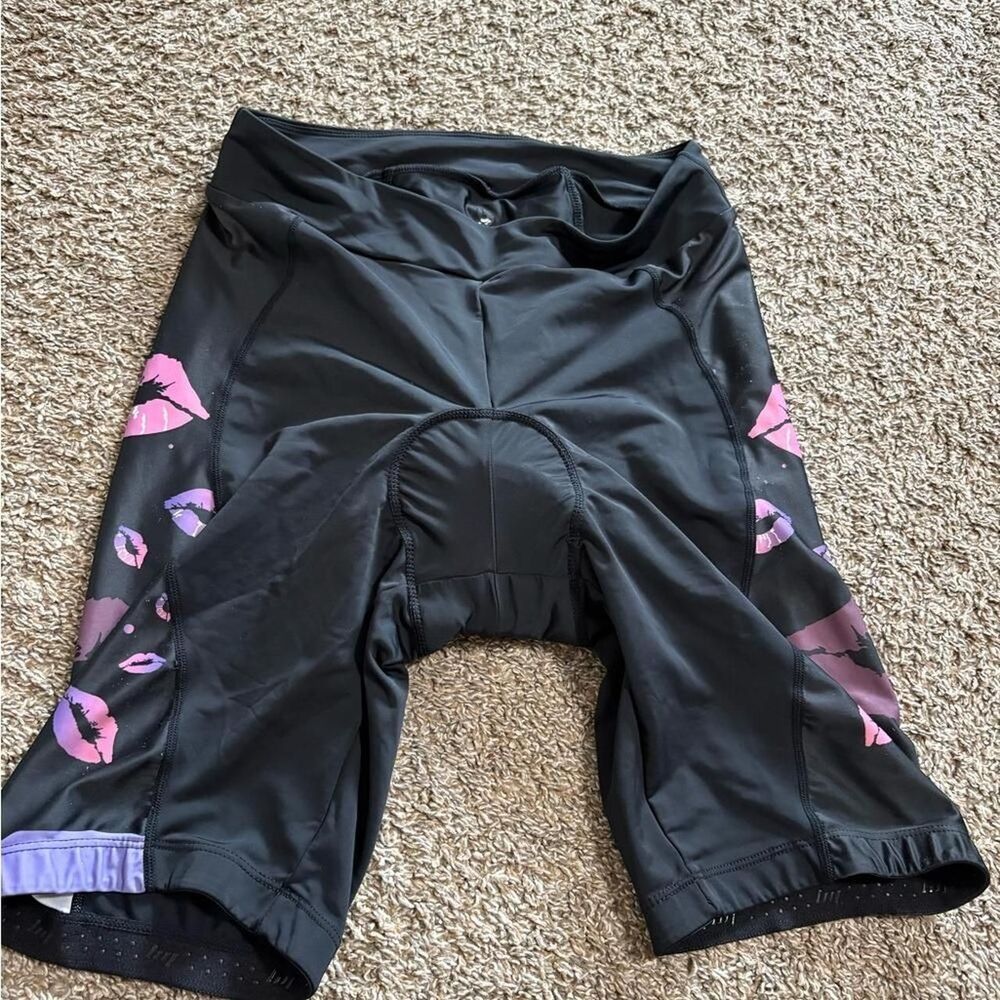 Diamond-supply-co Women's Black and Pink Shorts